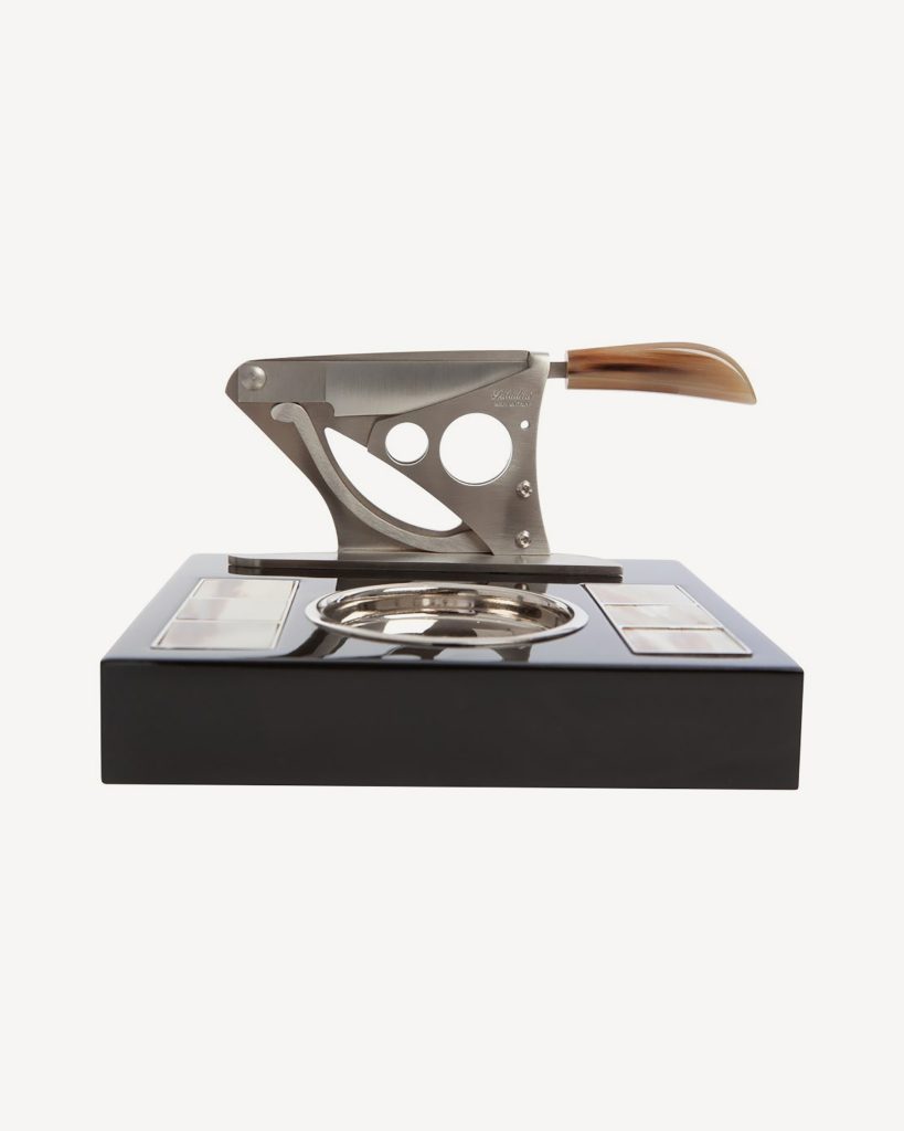 Cigar cutter & Ashtray - Nikel plated brass, Horn and black wood