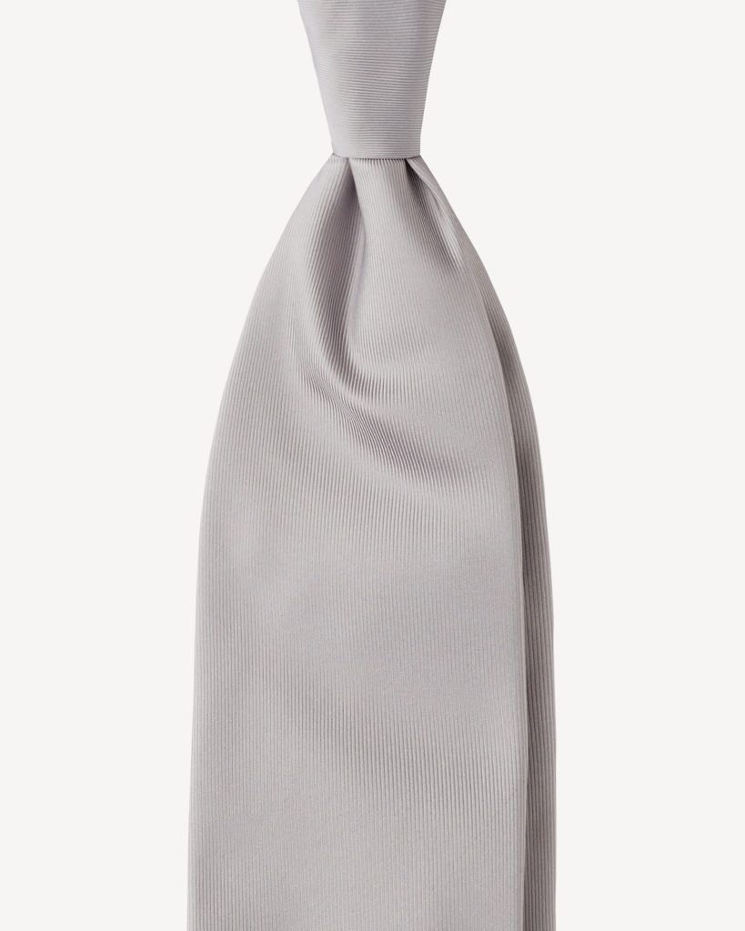 SOLID WOVEN SELF-TIP SILK TIE – Silver
